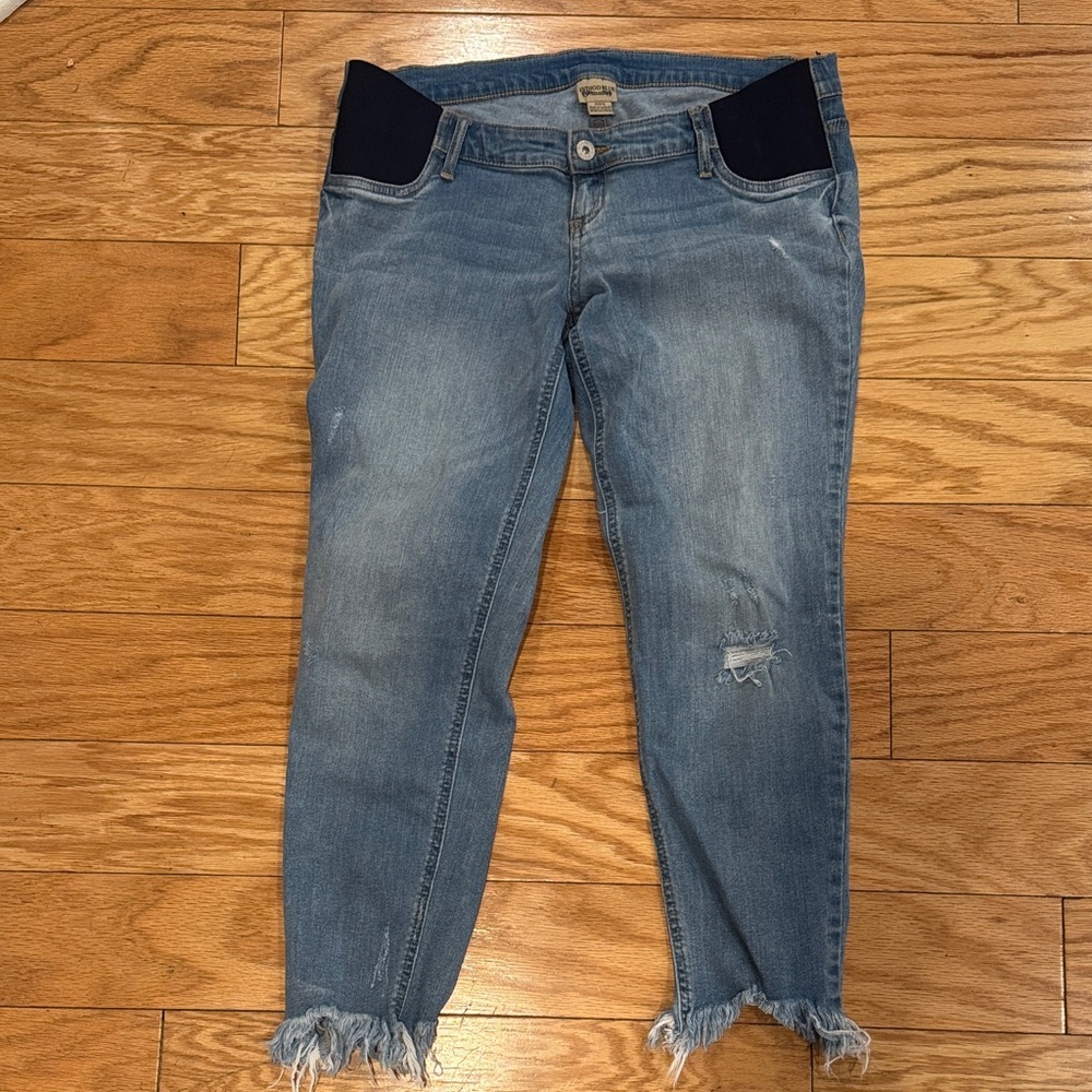 Indigo Blue Distressed Cropped Maternity Jeans with Frayed Hem
